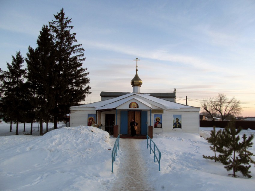 Церковь Михаила Архангела, Михайловка (Бугурусланский район, Оренбургская область). общий вид в ландшафте