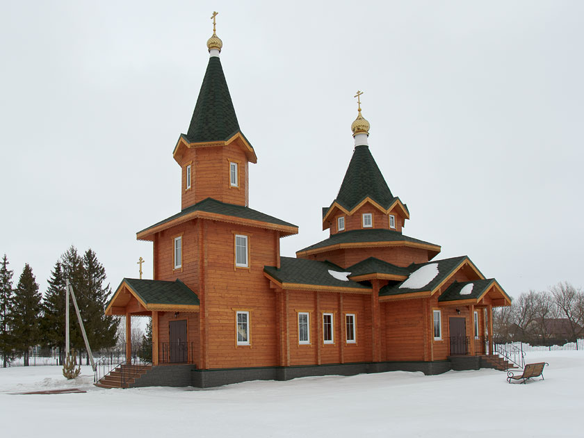 Чуповка. Церковь Михаила Архангела. фасады