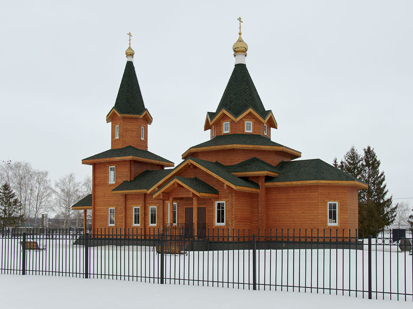 Чуповка. Церковь Михаила Архангела. фасады