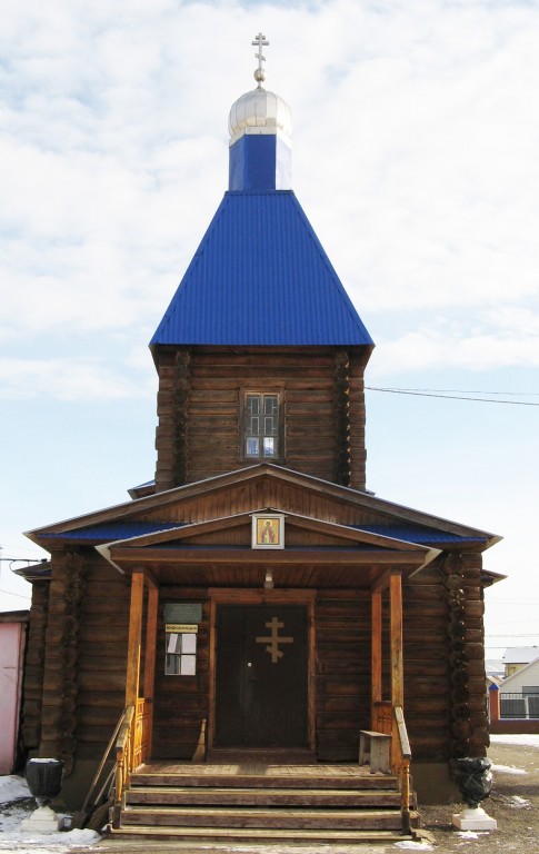 Церковь Михаила Архангела, Тихоновка (Альметьевский район, Республика Татарстан). фасады, Западный фасад церкви с главными вратами 
