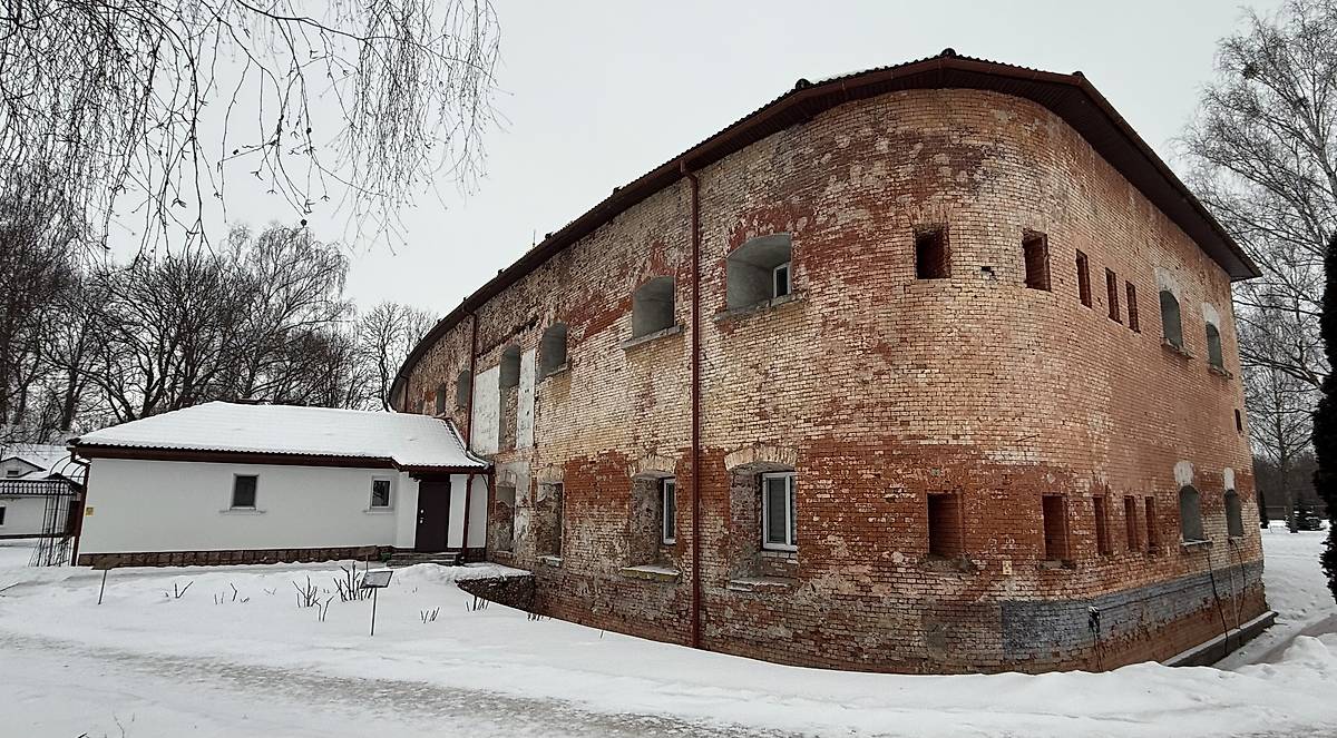 Вид с юго-востока, фасады. Рождество-Богородицкий монастырь. Домовая церковь Рождества Пресвятой Богородицы, Брест (Брест, город, Беларусь, Брестская область)
