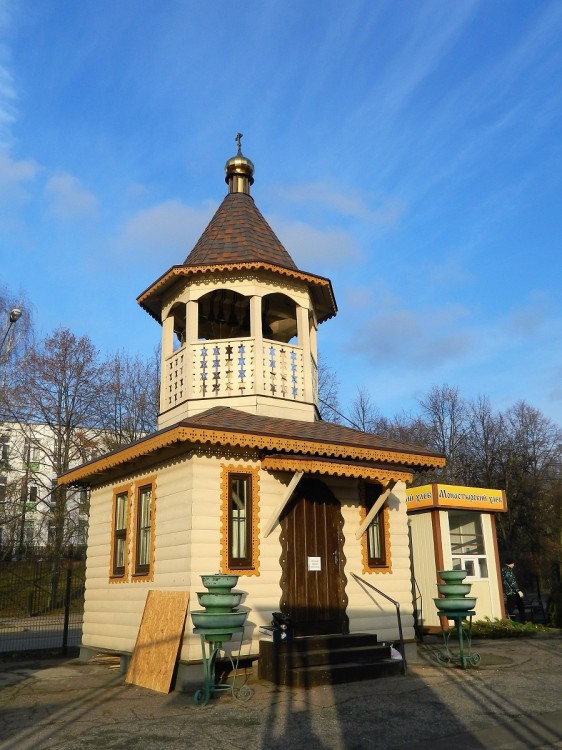 Фили-Давыдково. Церковь Смоленской иконы Божией Матери в Давыдкове (деревянная). фасады, Звонница храма