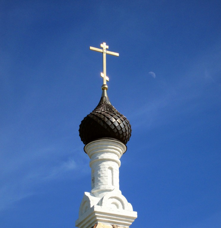 Церковь Иустиниана Царя (крестильная), Годеново (Ростовский район, Ярославская область). архитектурные детали, Главка церкви Богоявления Господня в Годеново Ярославской области, Ростовского района.