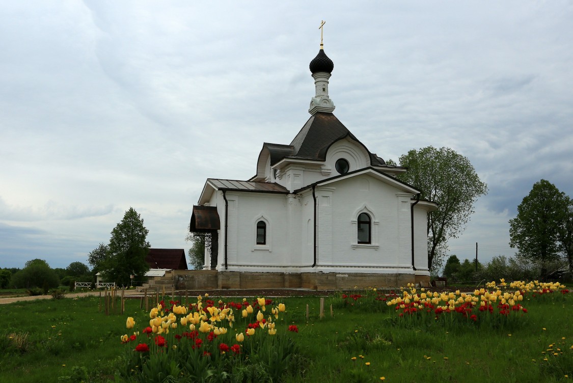 Церковь Иустиниана Царя (крестильная), Годеново (Ростовский район, Ярославская область). фасады