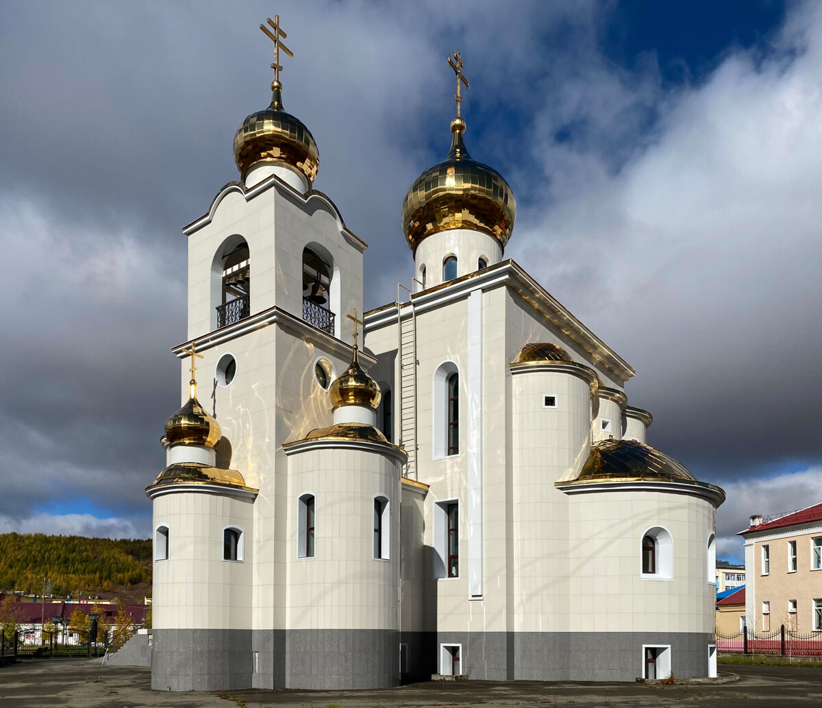 Церковь Преображения Господня, Палатка (Хасынский район, Магаданская область). фасады, Вид с юго-востока