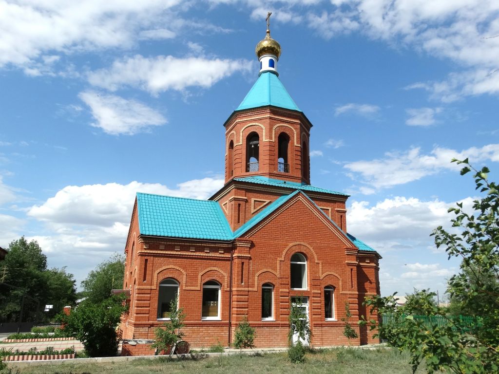 Церковь Покрова Пресвятой Богородицы, Кумак (Новоорский район, Оренбургская область). фасады