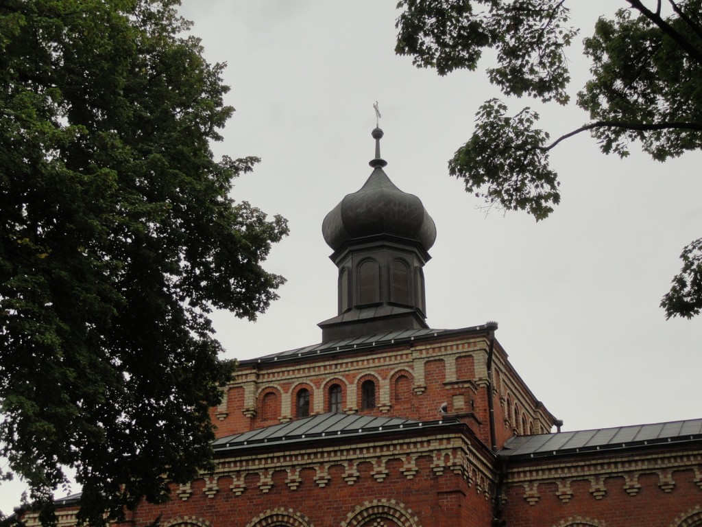 Церковь Троицы Живоначальной при 3-ем гусарском Елисаветградском полку, Мариямполе (Мариямпольский уезд, Литва). архитектурные детали