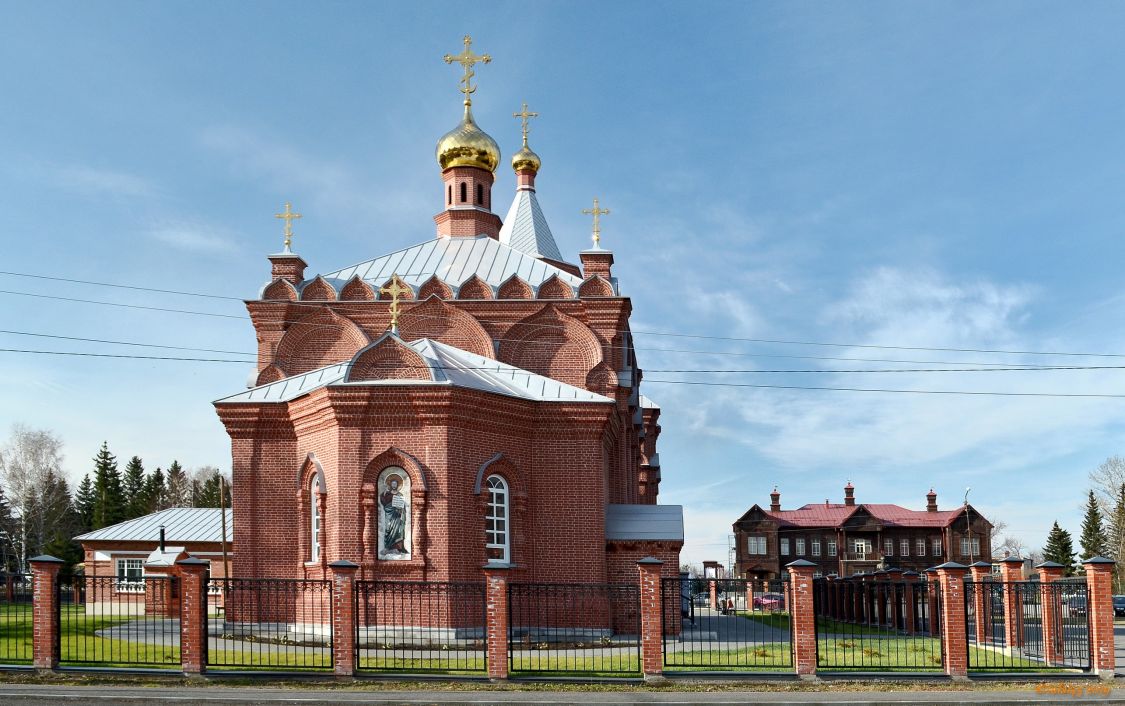 Православный храм в селе Курья