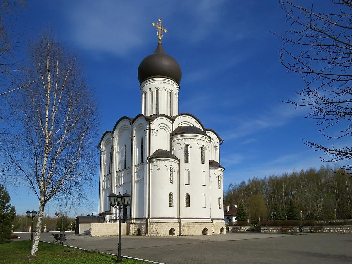 фасады. Церковь Сергия Радонежского, Бородино (Мытищинский городской округ и гг. Долгопрудный, Лобня, Московская область)