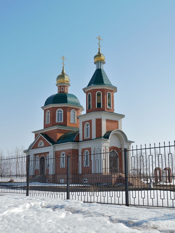 Золотовка. Церковь Святителей Московских. фасады