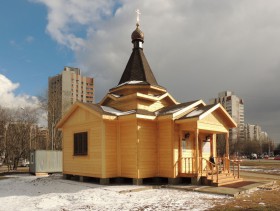 Москва. Церковь Андрея Боголюбского в Текстильщиках (деревянная)