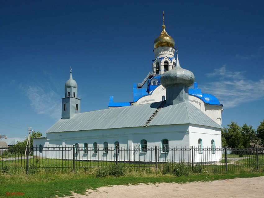 Молитвенный дом Покрова Пресвятой Богородицы, Каликино (Добровский район, Липецкая область). фасады