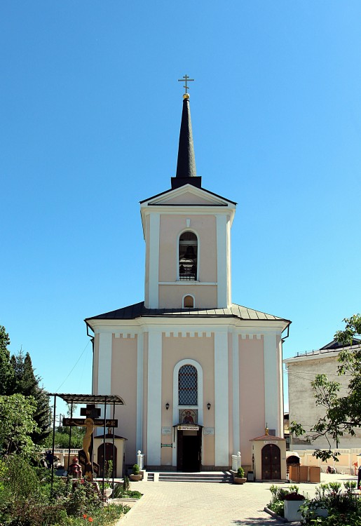 Кишинёв. Церковь Георгия Победоносца. фасады