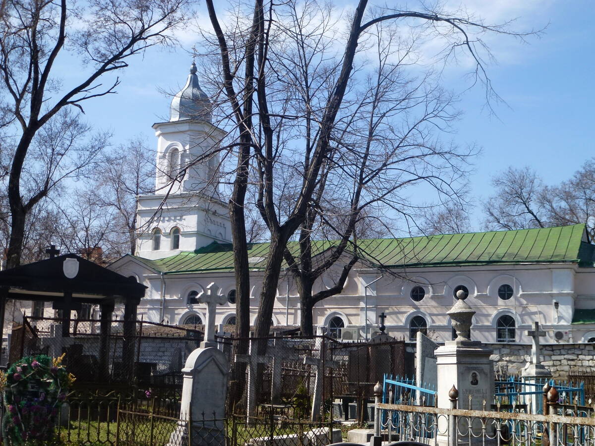 Церковь Владимира равноапостольного, Кишинёв (Кишинёв, Молдова). фасады