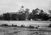 Церковь Покрова Пресвятой Богородицы, Мазаракиевская церковь и Фонтан, фото 1867 г.<br>, Кишинёв, Кишинёв, Молдова