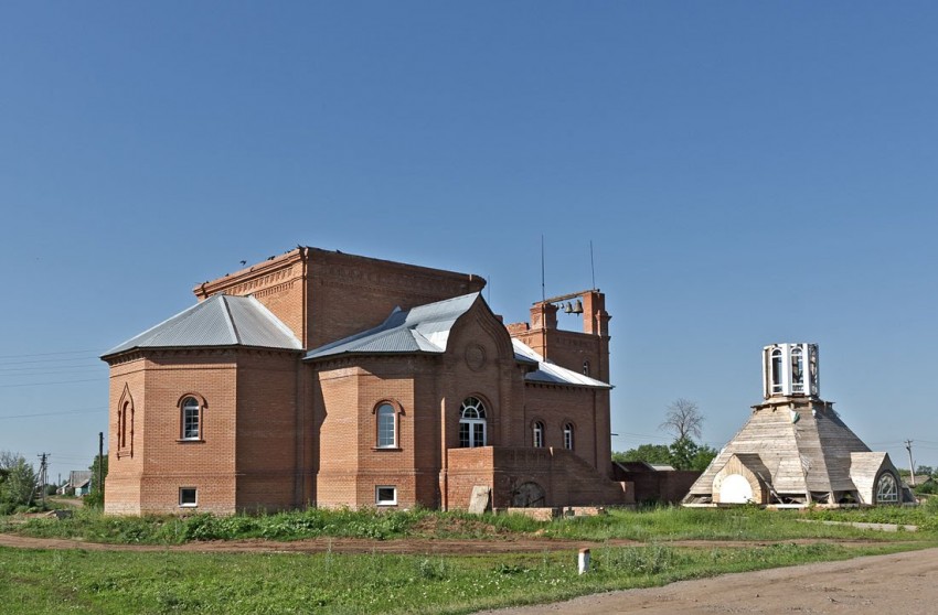 Церковь Казанской иконы Божией Матери, Кирсановка (Тоцкий район, Оренбургская область). документальные фотографии, Строительство храма в Кирсановке