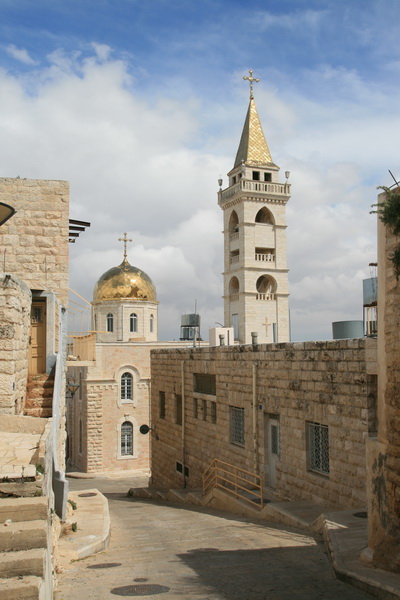Бейт Джала. Церковь Николая Чудотворца. общий вид в ландшафте