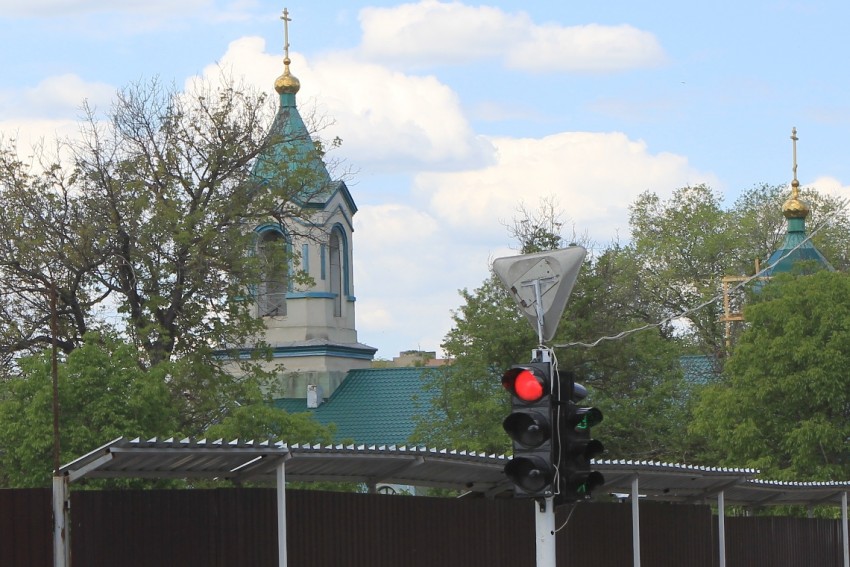 Церковь Покрова Пресвятой Богородицы, Тирасполь (Тирасполь (Приднестровье), Молдова). общий вид в ландшафте