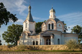 Долгиново. Церковь Троицы Живоначальной