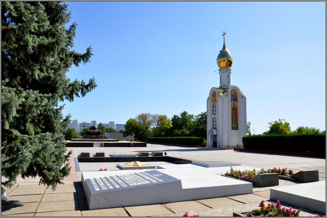 Часовня Георгия Победоносца, Тирасполь (Тирасполь (Приднестровье), Молдова). общий вид в ландшафте