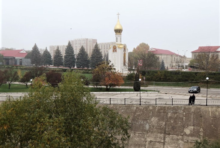 Тирасполь. Часовня Георгия Победоносца. общий вид в ландшафте