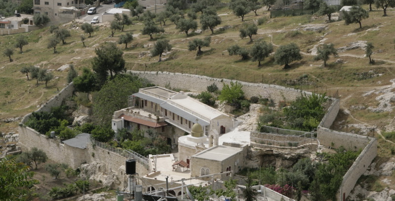 Иерусалим - Новый город. Монастырь Онуфрия Великого. фасады, Вид на монастырь с горы Сион