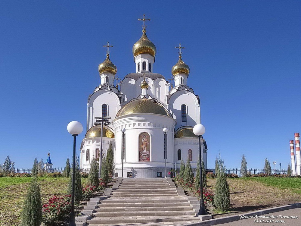 Ростов-на-Дону. Иверский женский монастырь. Церковь Троицы Живоначальной. фасады