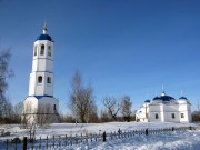 Храмовый комплекс. Церкви Рождества Пресвятой Богородицы и Спаса Преображения, Общий вид храмового комплекса<br>, Упирвичи, Торжокский район и г. Торжок, Тверская область