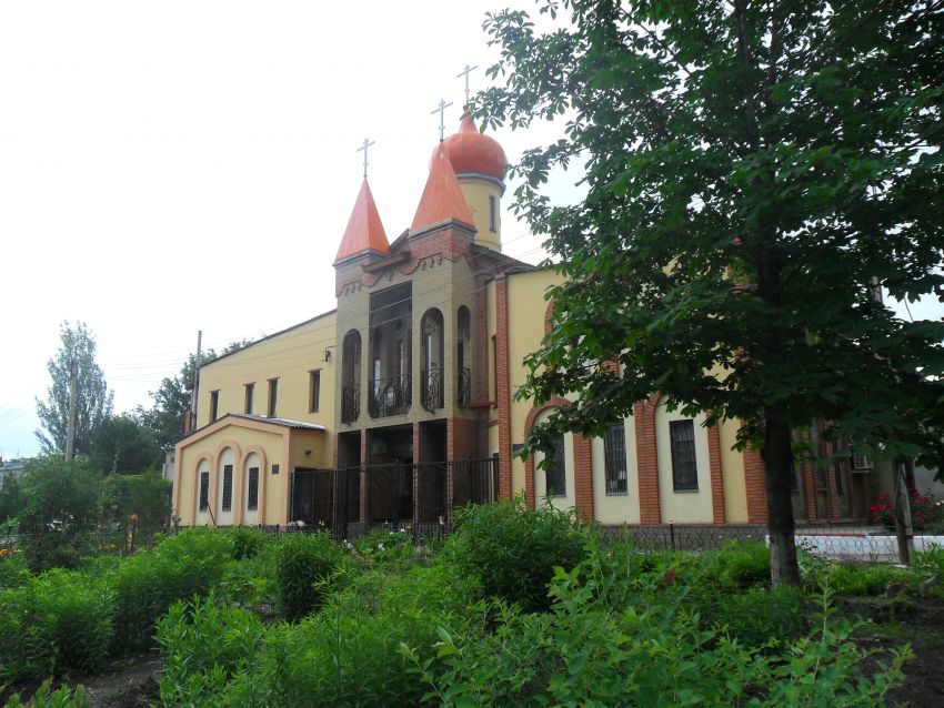 Ольгинский женский монастырь. Церковь Пантелеимона Целителя, Луганск (Луганск, город, Украина, Луганская область). фасады
