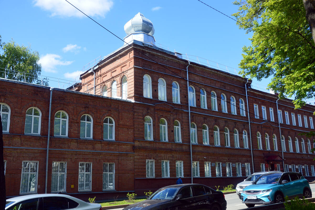 Домовая церковь Тихона Задонского при бывшем Епархиальном женском училище, Уфа (Уфа, город, Республика Башкортостан). фасады