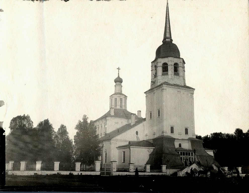 Архангельск. Собор Спаса Преображения в Соломбале (старый). архивная фотография, фото начало ХХ века с http://img.anews.com/