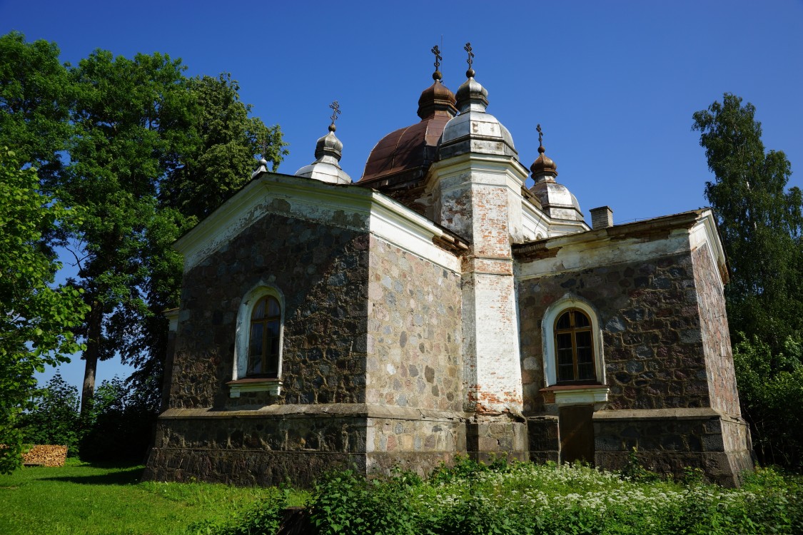 Церковь Николая Чудотворца, Лалси (Вильяндимаа, Эстония). фасады