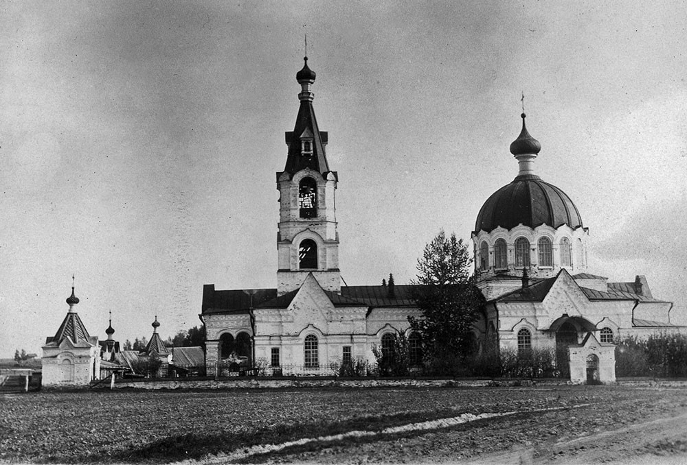 Церковь Василия Великого, Большая Рудка (Шарангский район, Нижегородская область). архивная фотография, Фото с сайта sharangha.ru