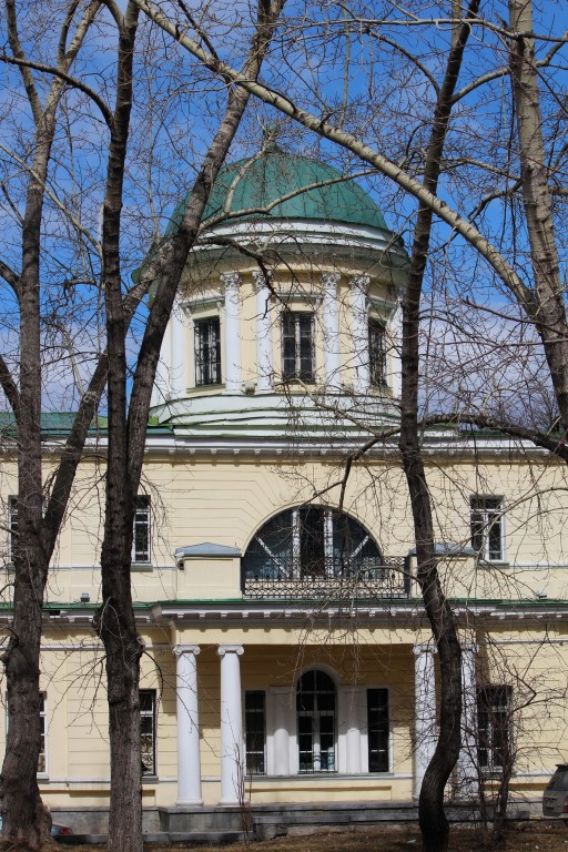 Неизвестная церковь при доме Расторгуева-Харитонова, Екатеринбург (Екатеринбург (МО город Екатеринбург), Свердловская область). фасады