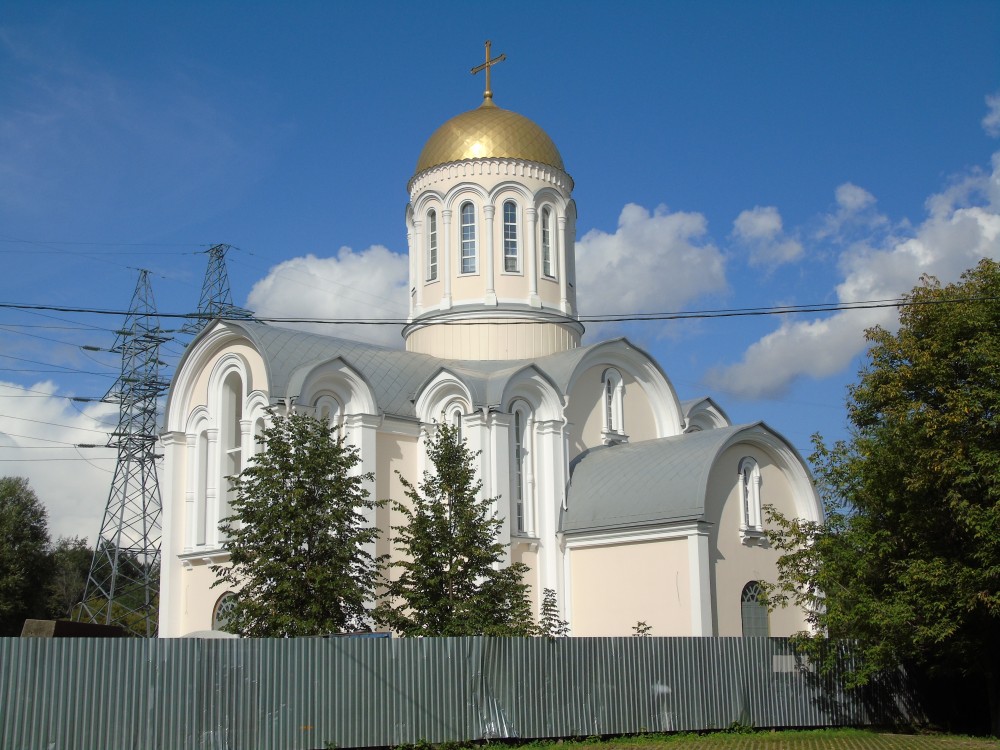 Церковь Сергия Радонежского, Южное Тушино (Северо-Западный административный округ (СЗАО), г. Москва). фасады
