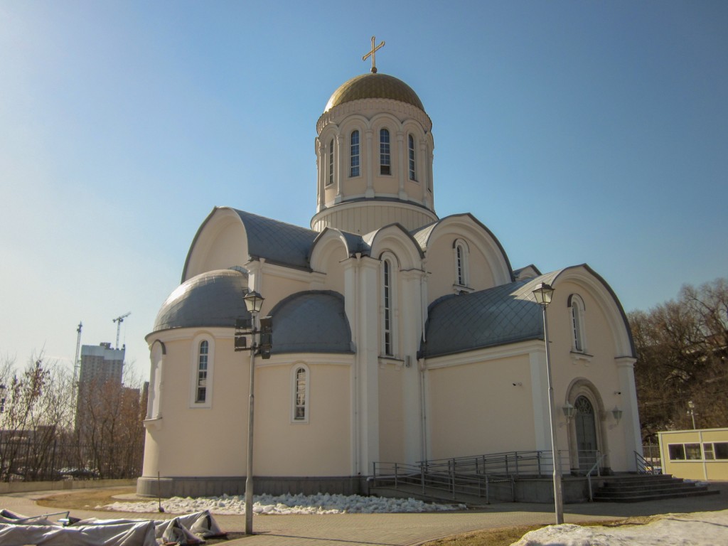 Церковь Сергия Радонежского, Южное Тушино (Северо-Западный административный округ (СЗАО), г. Москва). фасады