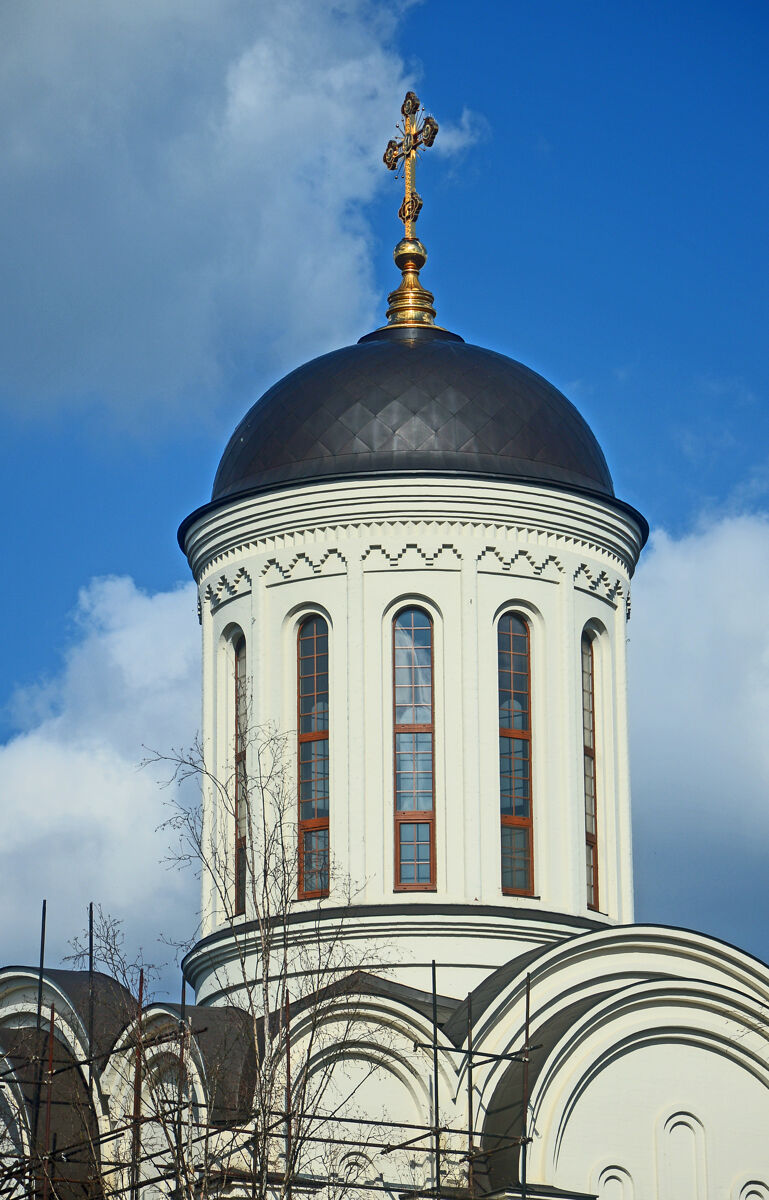 Церковь Серафима Саровского, Хотьково (Сергиево-Посадский городской округ, Московская область). архитектурные детали