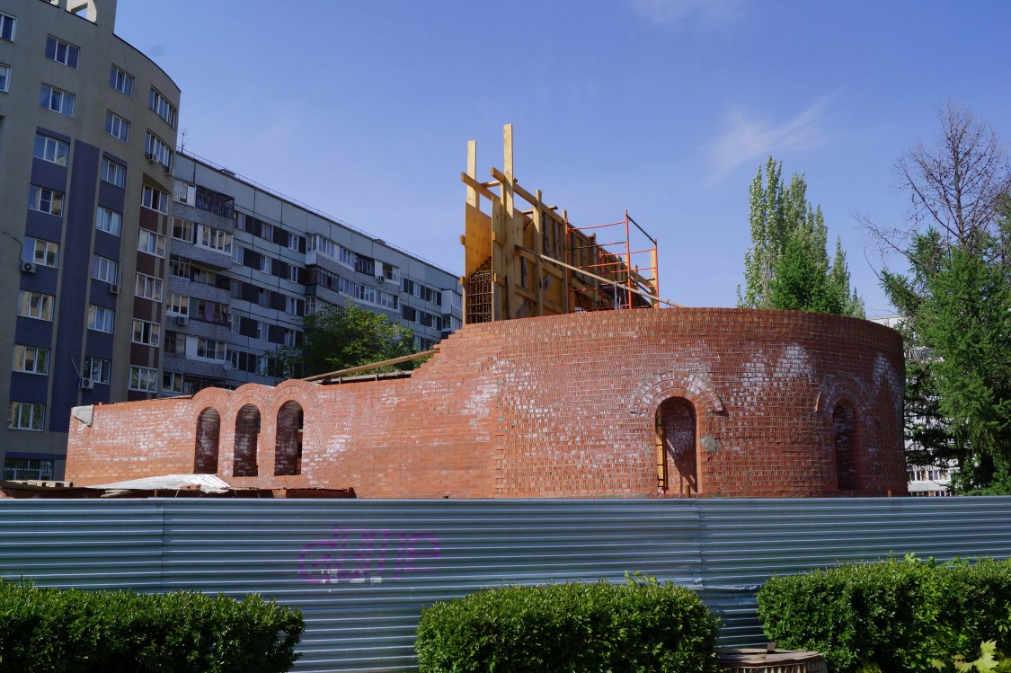 Тольятти. Церковь Георгия Победоносца (новая). фасады