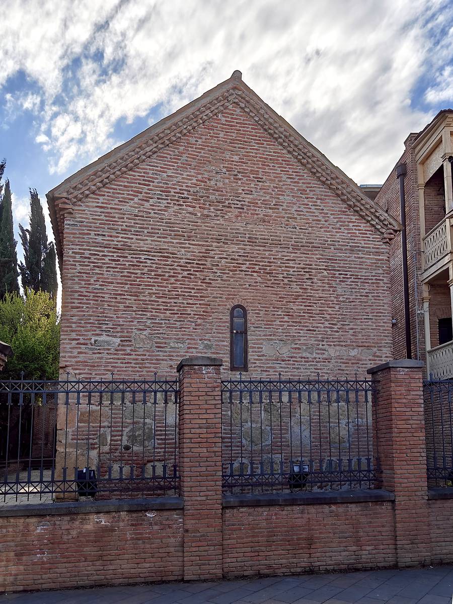 Восточный фасад, фасады. Церковь Георгия Победоносца (Кари), Мтацминдский район (Тбилиси, город, Грузия)