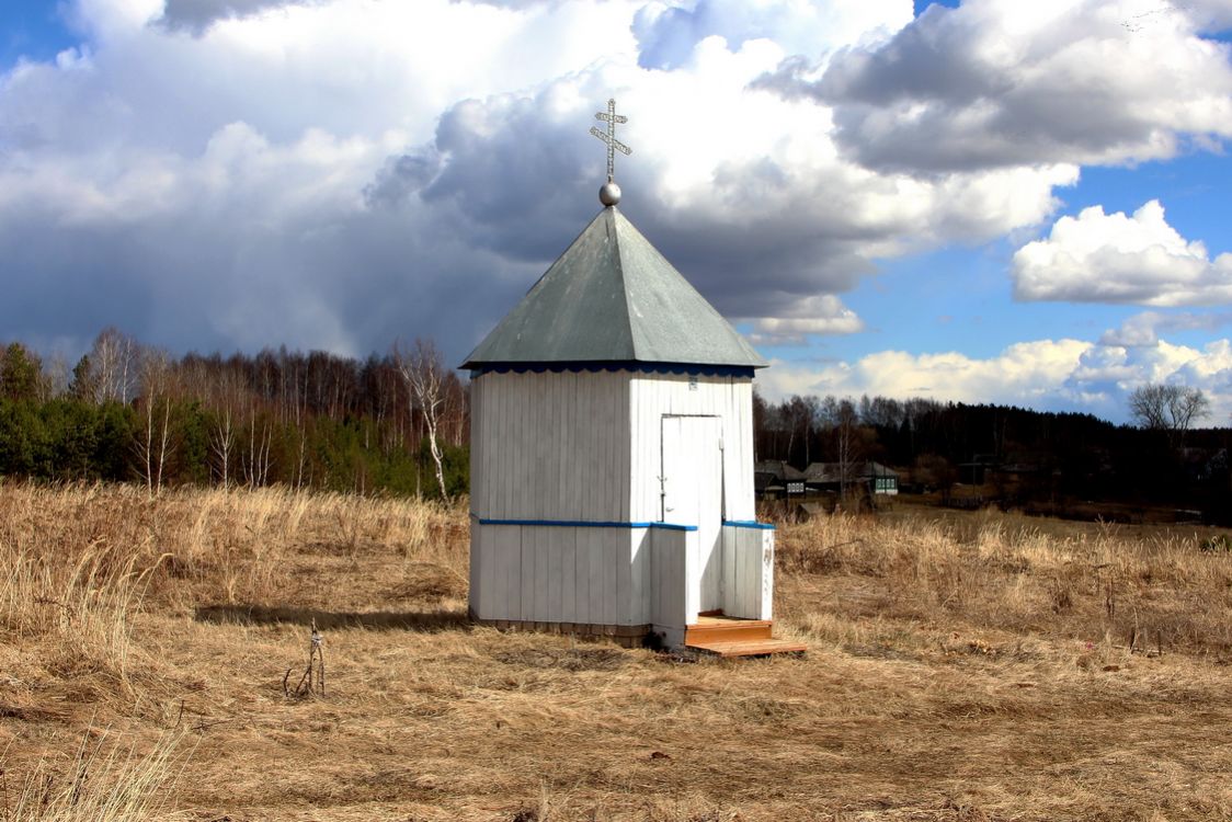 Дворяне. Часовня Успения Пресвятой Богородицы. фасады