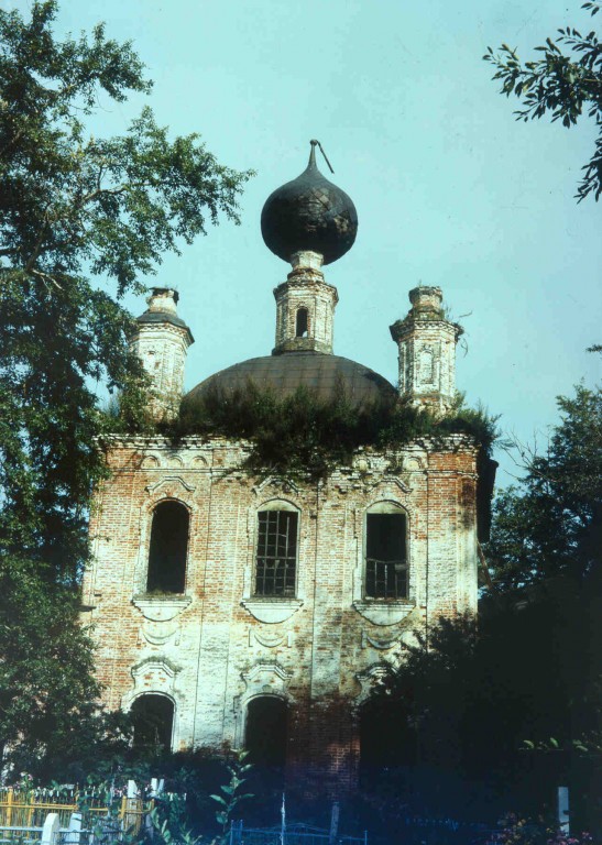 Церковь Богоявления Господня, Николо-Ухтома (Первомайский район, Ярославская область). фасады