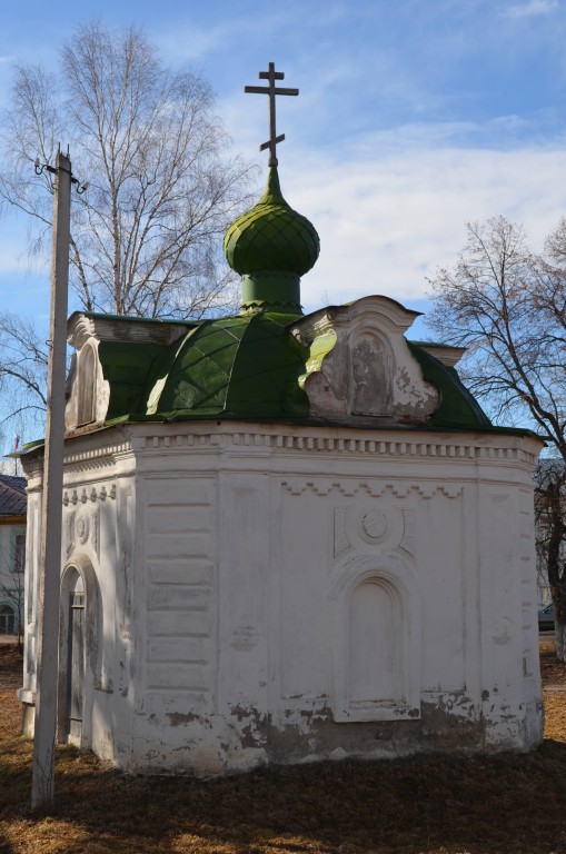 Кологрив. Неизвестная часовня. фасады, Вид со стороны пересечения ул. Центральная и ул. Трефолева