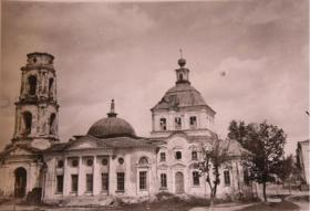 Болхов. Церковь Николая Чудотворца и Космы и Дамиана