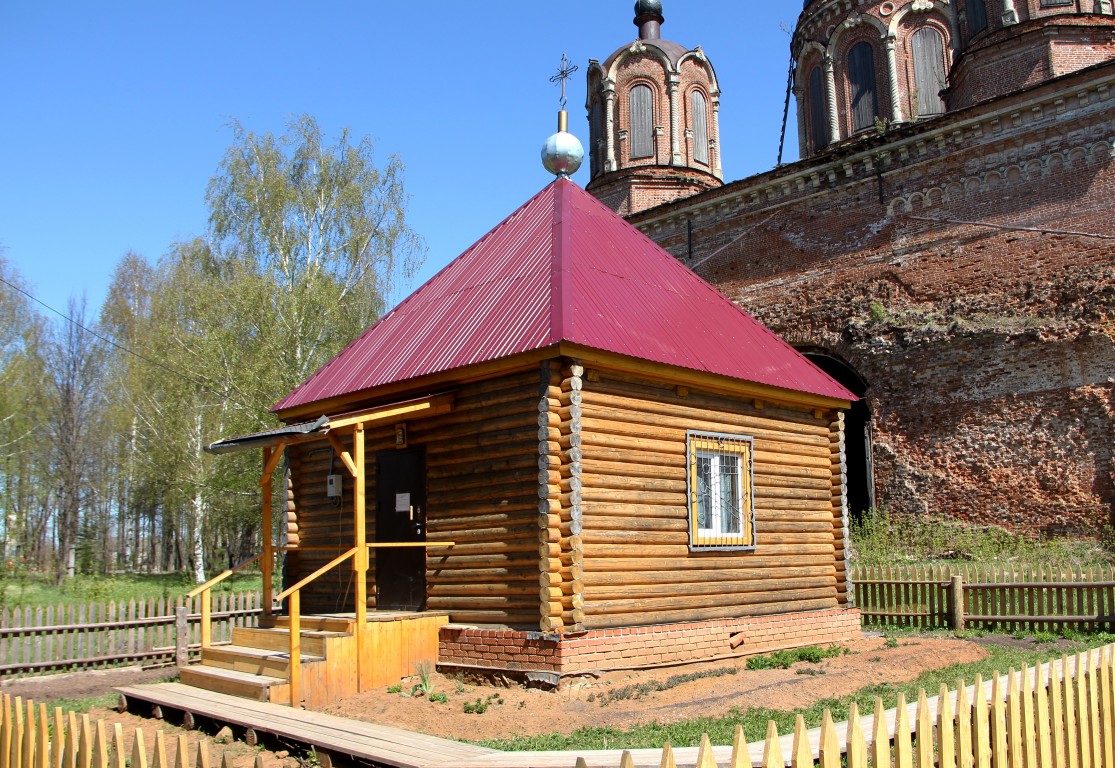 Часовня Николая Чудотворца, Салобеляк (Яранский район, Кировская область). фасады