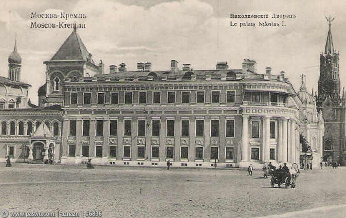 Кремль. Домовая церковь Петра и Павла в Малом Николаевском дворце, Тверской (Центральный административный округ (ЦАО), г. Москва). архивная фотография, 1910-1917 год (направление съемки — северо-восток) с сайта http://oldmos.ru/old/photo/view/6836