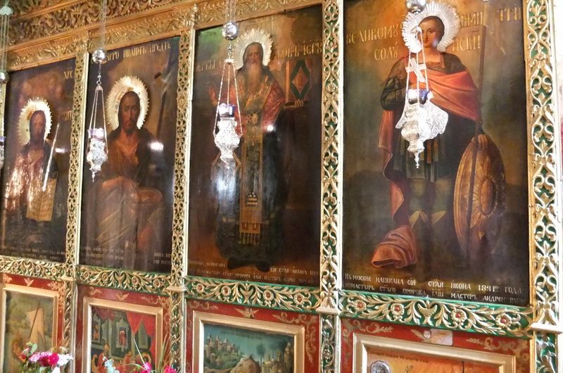 Монастырь Сретения Господня, Иерусалим - Старый город (Израиль, Прочие страны). интерьер и убранство, Иконы местного ряда. Написаны в 1841 г. русским мастером Андреем Рогожиным