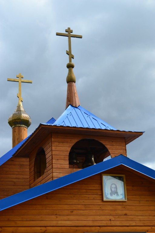 Церковь Происхождения Честных Древ Креста Господня, Гараж (Жарковский район, Тверская область). архитектурные детали