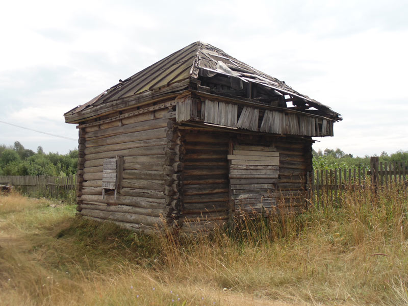 Часовня Илии Пророка, Креницы (Волховский район, Ленинградская область). фасады
