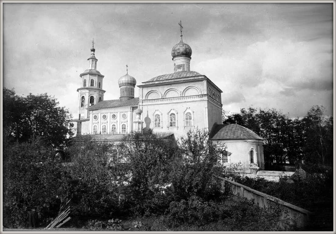 Вязьма. Церковь Николая Чудотворца. архивная фотография, 1910—1917 год с сайта http://www.vyazmablago.ru/gallery/old/11