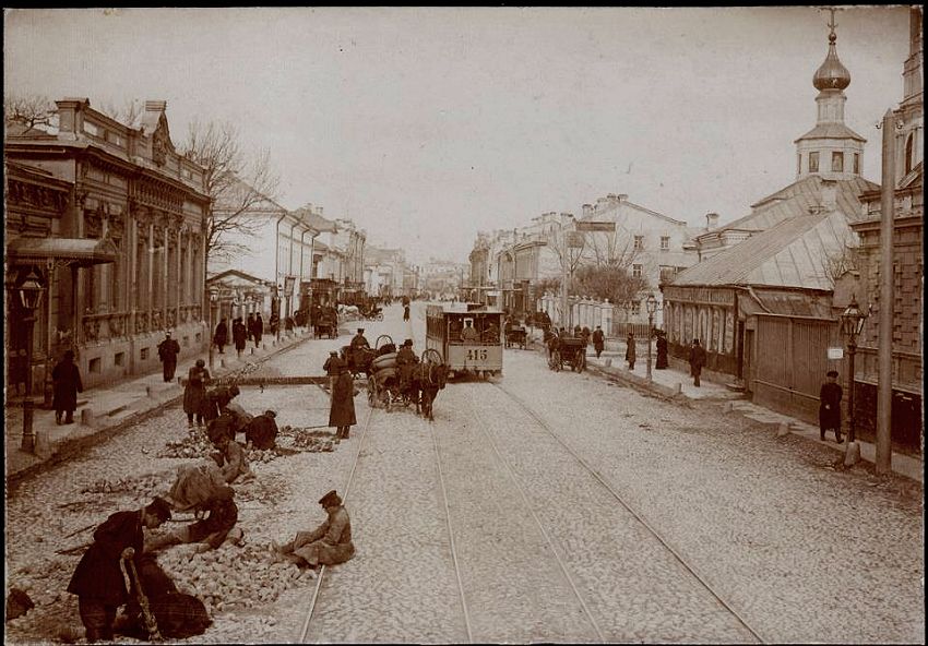 Церковь Николая Чудотворца в Плотниках, Арбат (Центральный административный округ (ЦАО), г. Москва). архивная фотография, «Бумажные сокровища»   https://www.facebook.com/ruspapers/photos/a.324989170895586.78145.324986120895891/511419585585876/?type=3&theater  